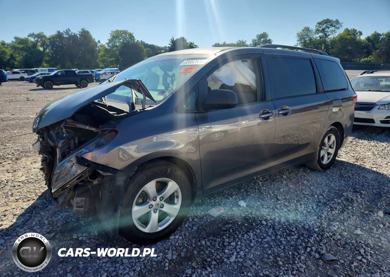 2017 Toyota Sienna Le