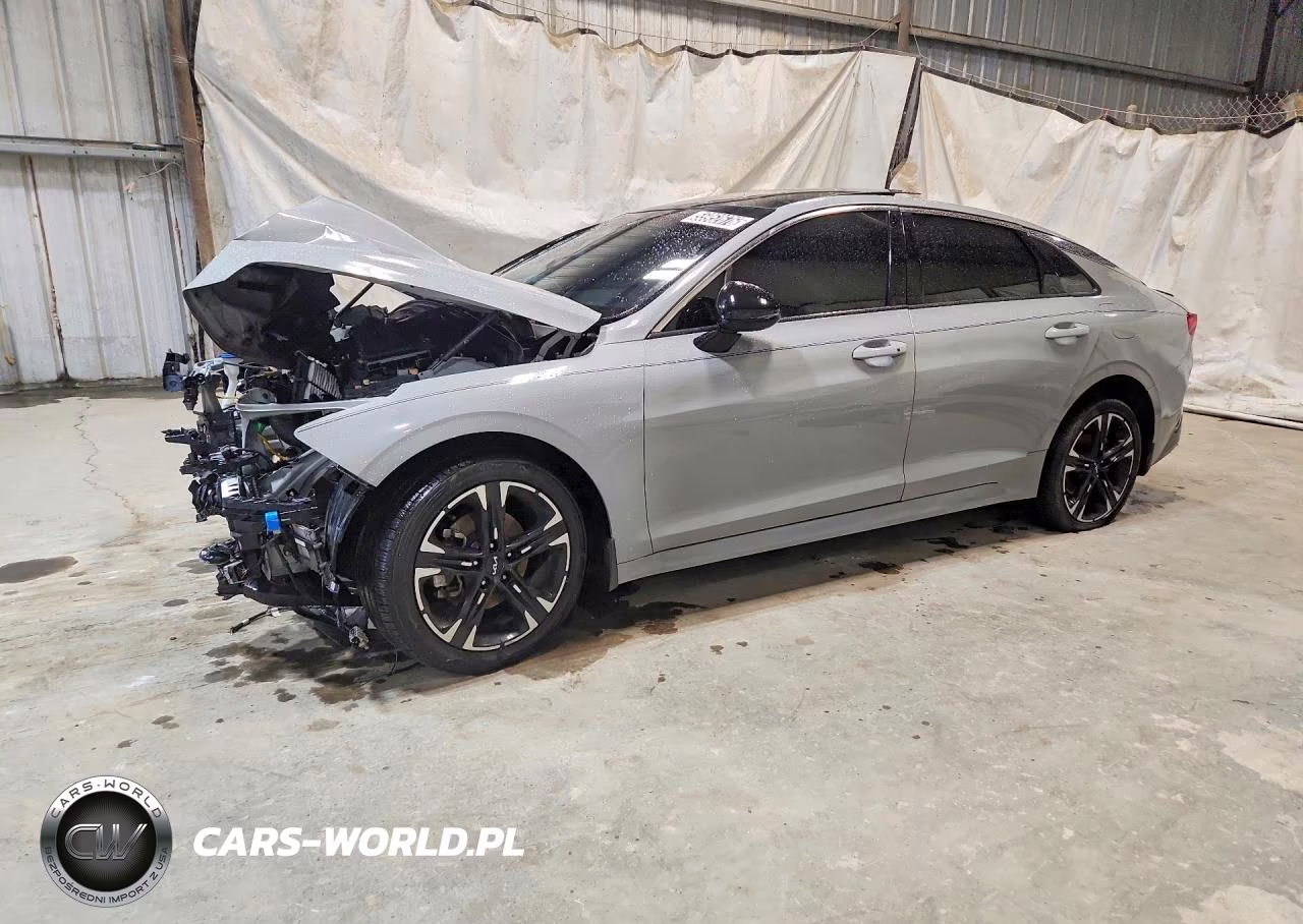 2024 Kia K5 Gt Line – zdjęcie 1 z 13