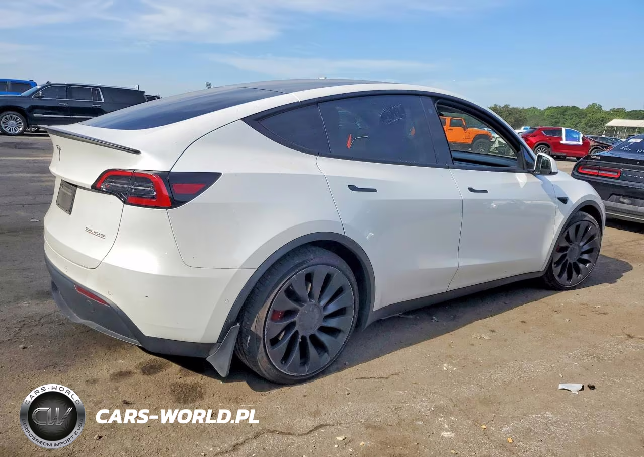 2021 Tesla Model Y VIN:5YJYGDEFXMF259301 - 3