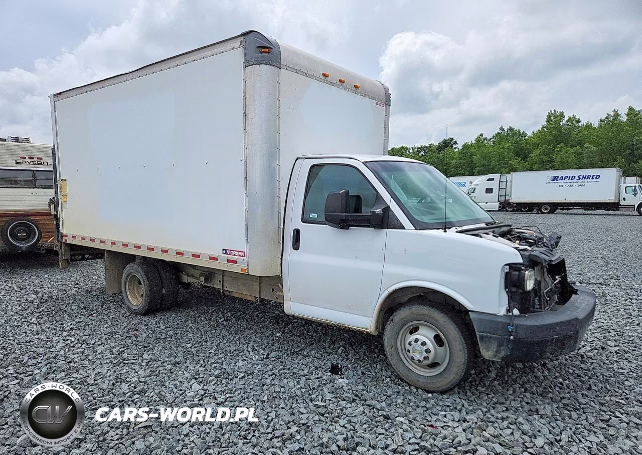 2017 Chevrolet Express G3500 Box Truck VIN:1HA3GSCG1HN003724 - 4