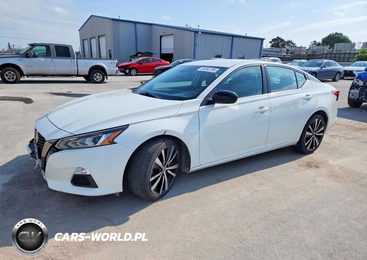 2020 Nissan Altima Sr