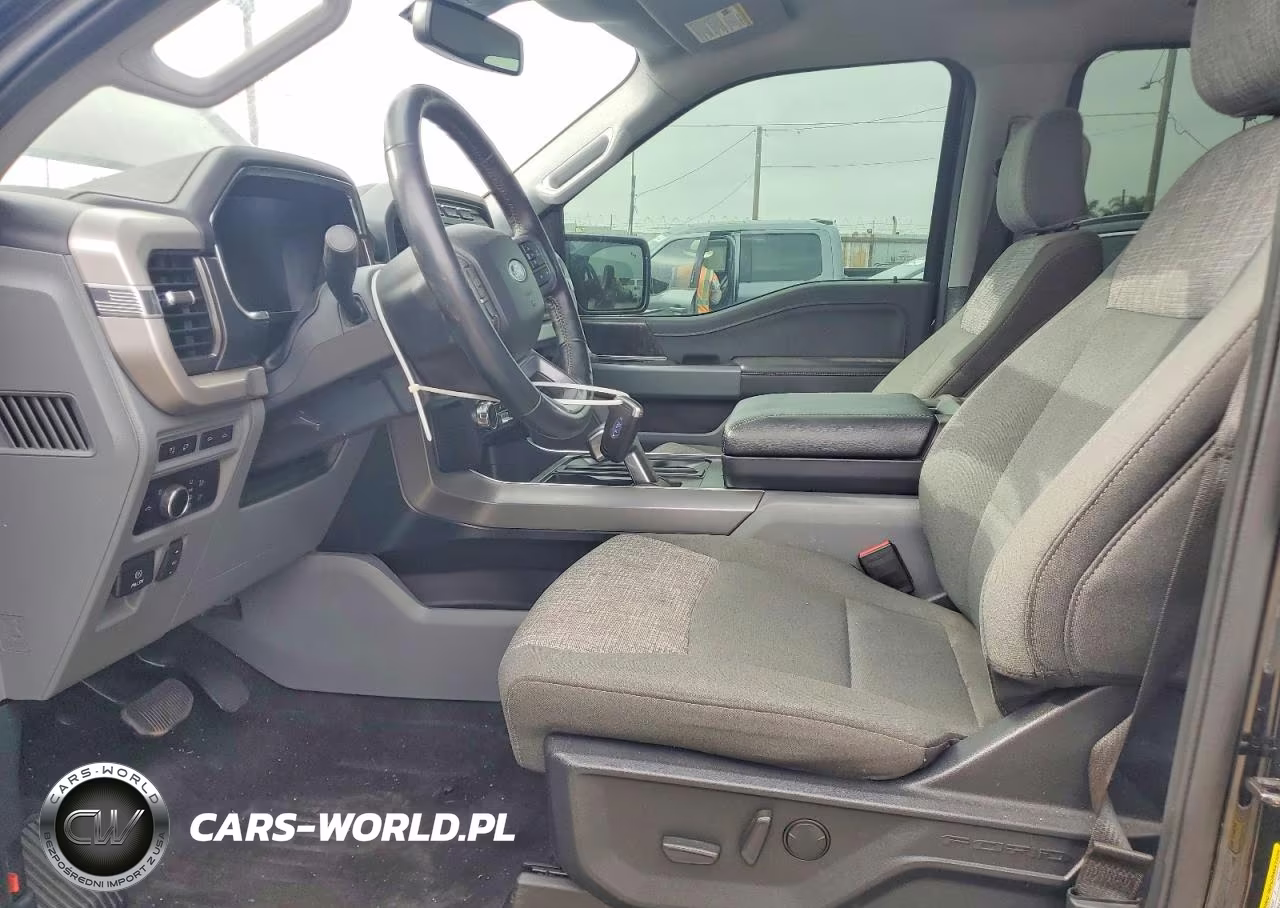 2023 Ford F150 Lightning Pro VIN:1FT6W1EV6PWG35220 - 7