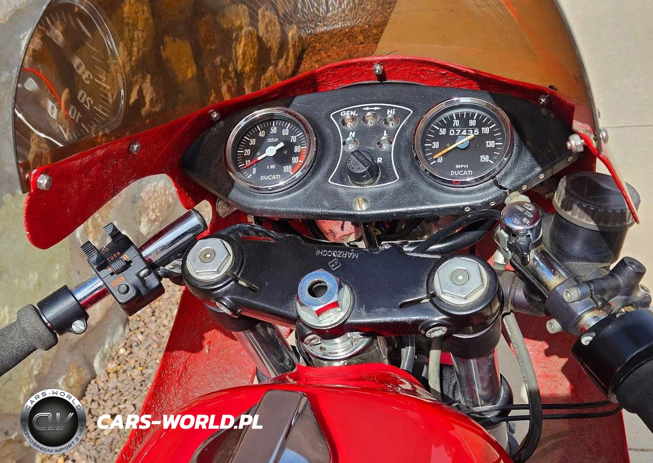 1981 Ducati 900 Super Sport VIN:090733 - 8