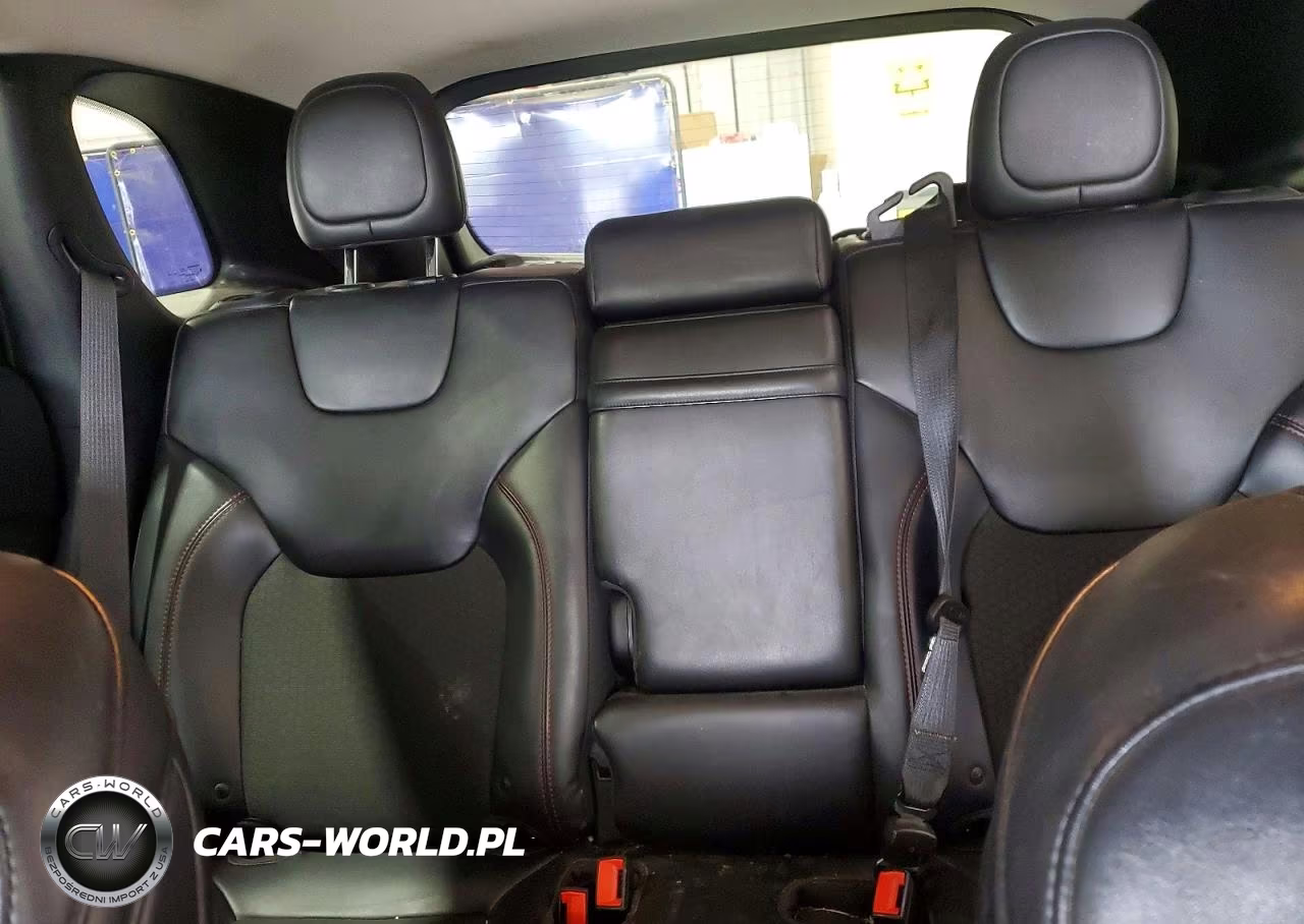 2019 Jeep Cherokee Trailhawk VIN:1C4PJMBN3KD400819 - 10