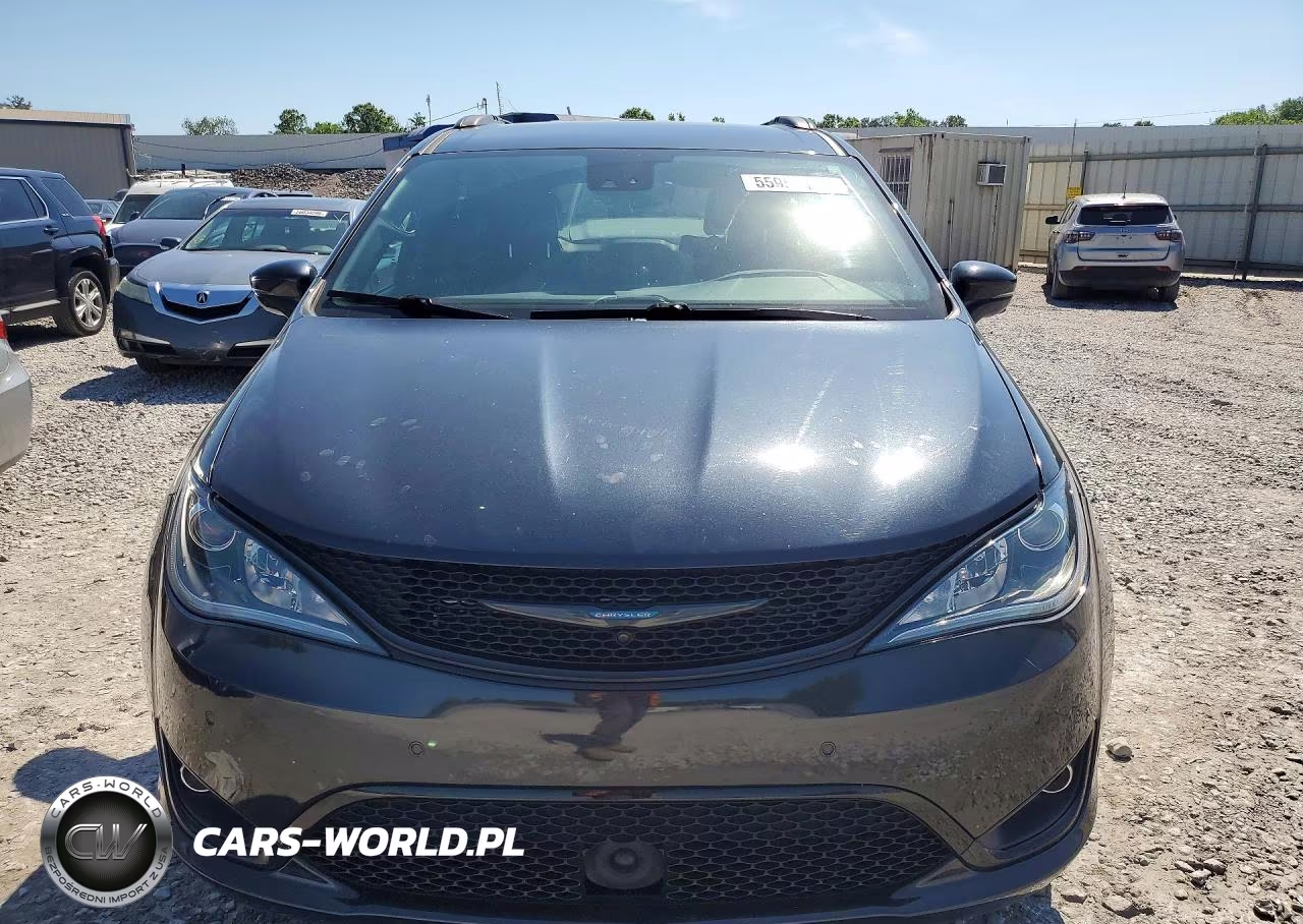 2020 Chrysler Pacifica Hybrid Limited VIN:2C4RC1N76LR120213 - 5