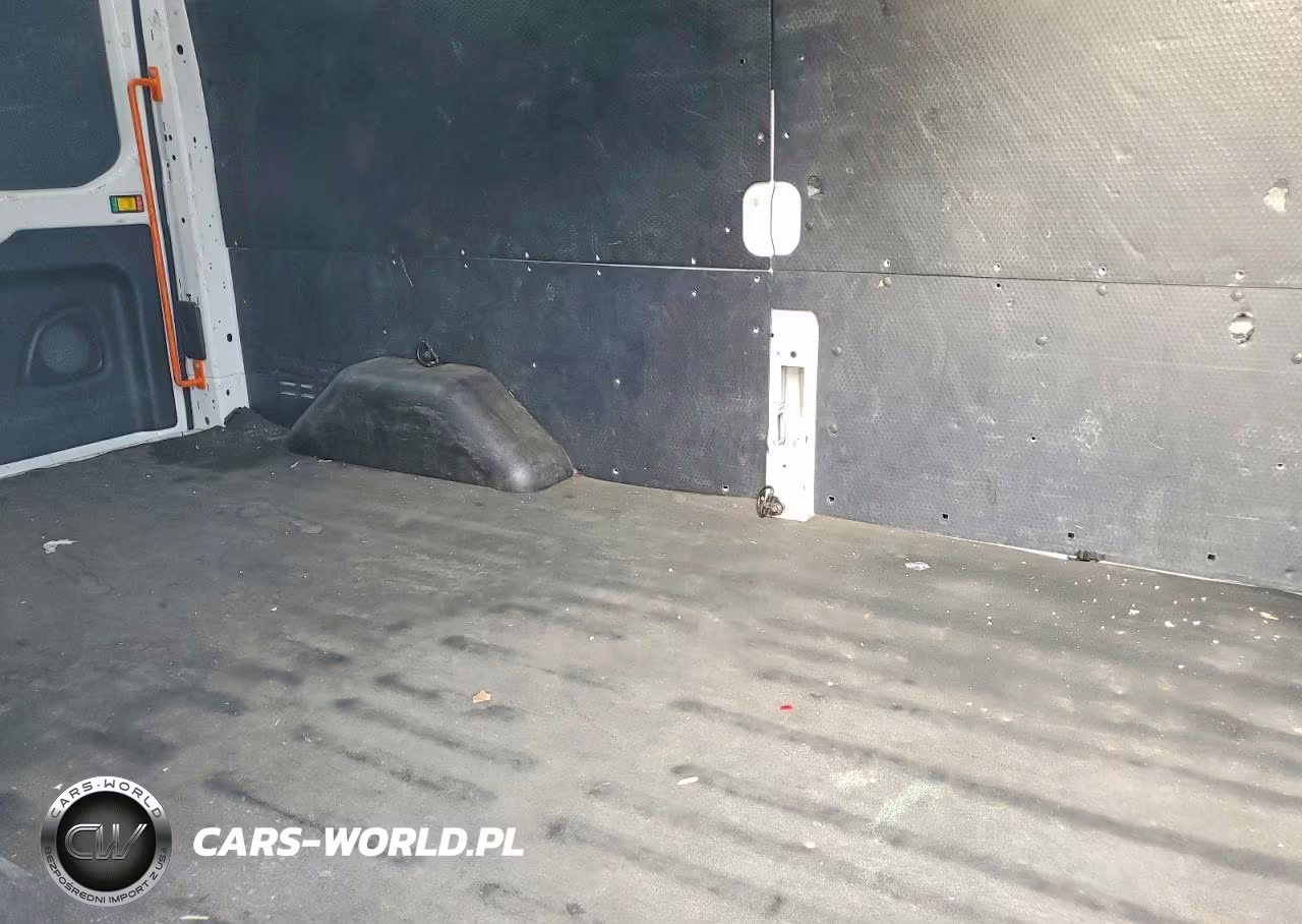 2019 Ford Transit T-150 VIN:1FTYE2CM2KKB61861 - 11