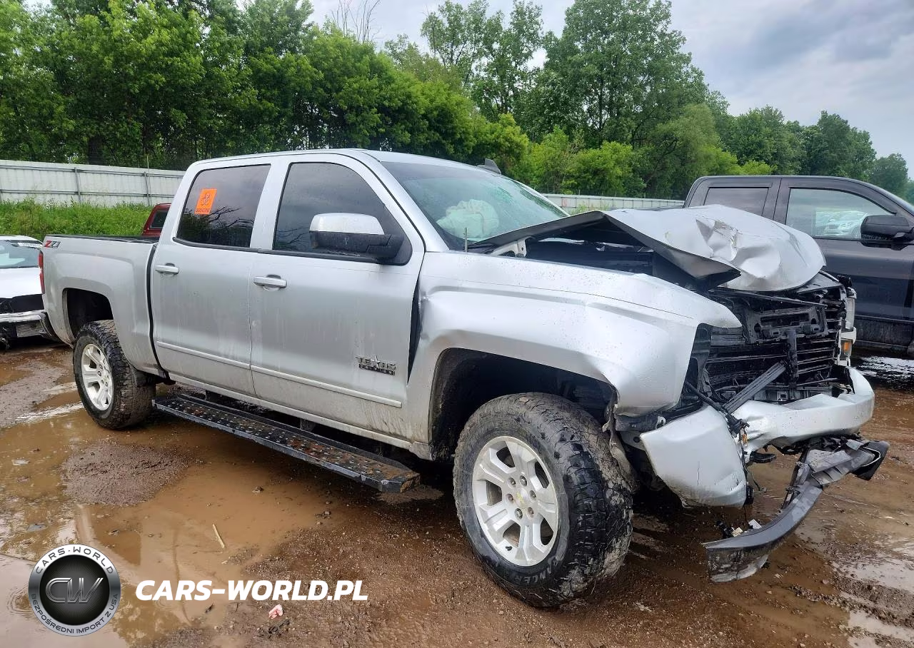 2018 Chevrolet Silverado K1500 Lt VIN:3GCUKREC4JG185704 - 4