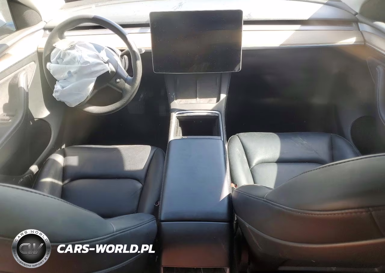 2023 Tesla Model Y VIN:7SAYGDEEXPF637972 - 8