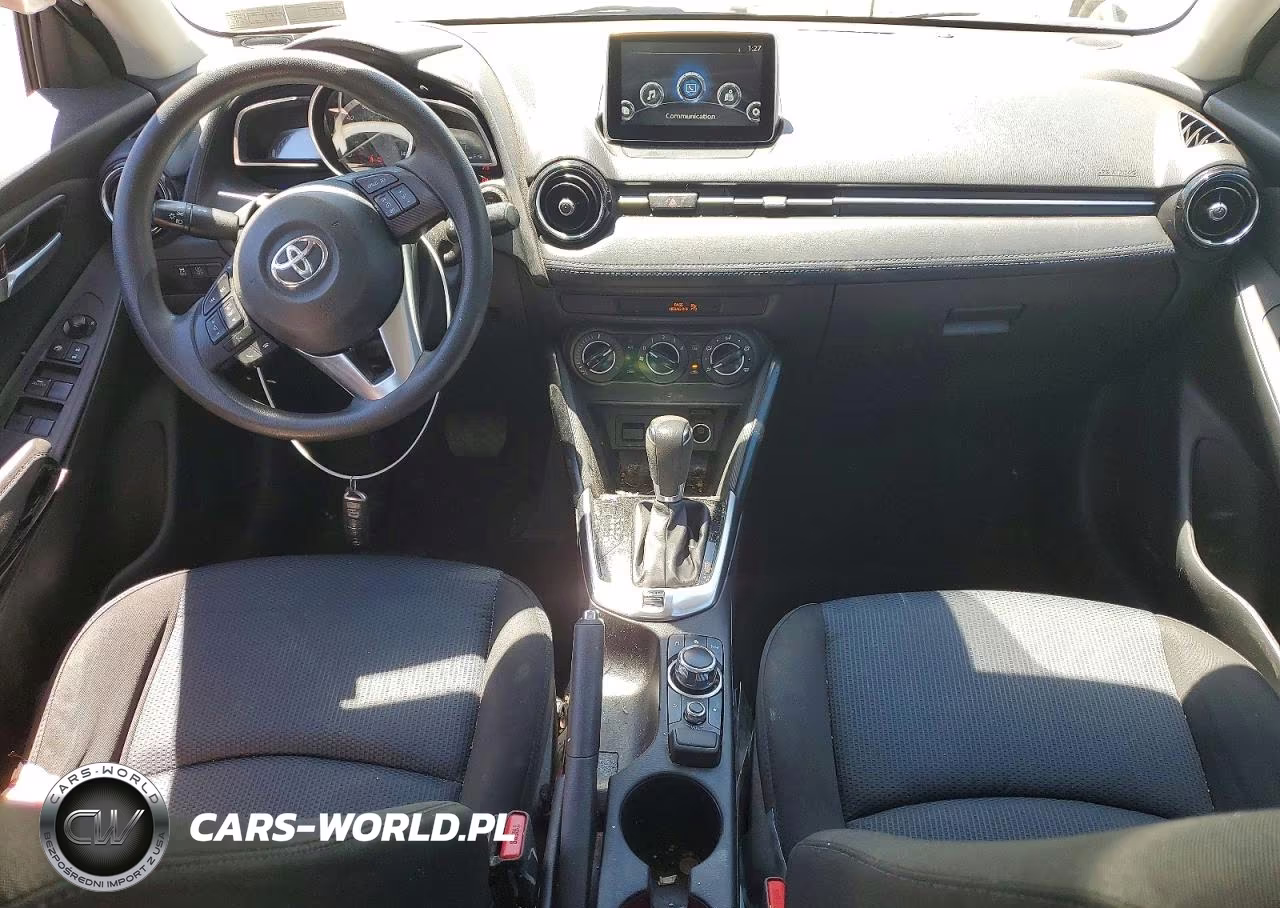 2017 Toyota Yaris Ia Base VIN:3MYDLBYV3HY173681 - 8