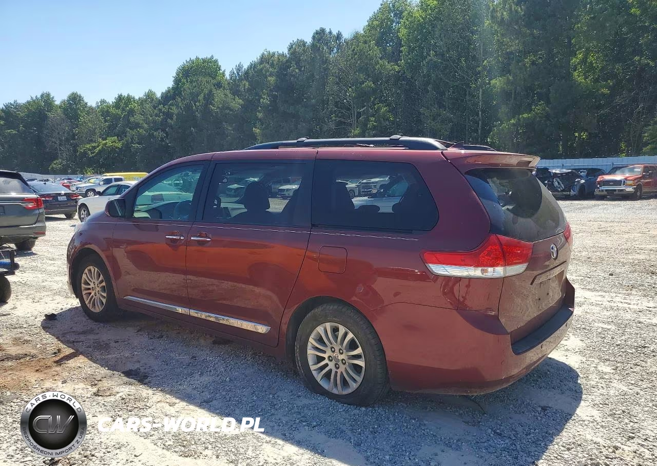 2014 Toyota Sienna Xle 8-Passenger VIN:5TDYK3DC9ES465979 - 2
