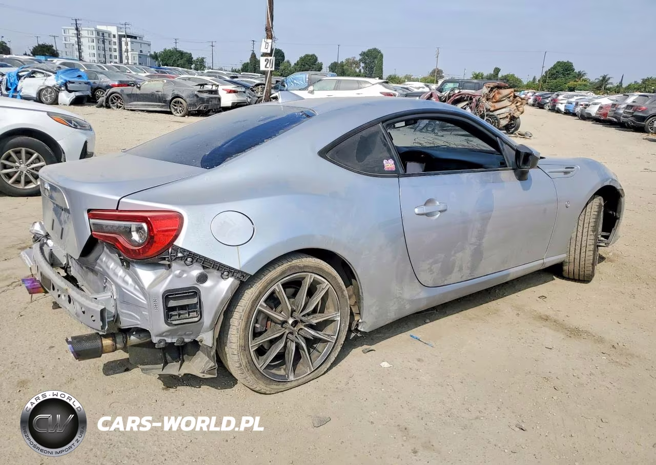 2020 Toyota 86 Base VIN:JF1ZNAA16L8752206 - 3