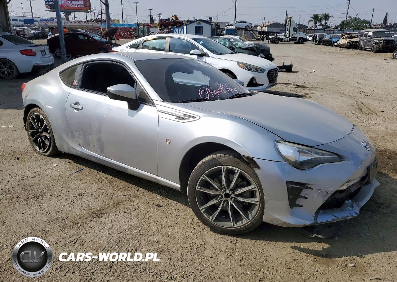2020 Toyota 86 Base VIN:JF1ZNAA16L8752206 - 4