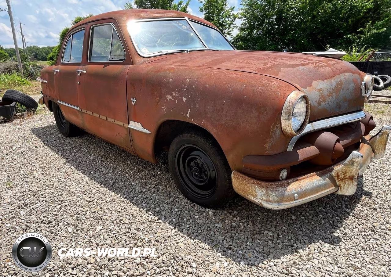 1951 Ford Custom 4Door