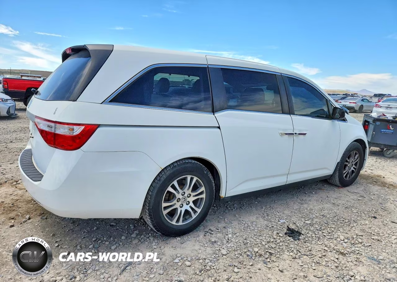2011 Honda Odyssey Exl VIN:5FNRL5H61BB096181 - 3
