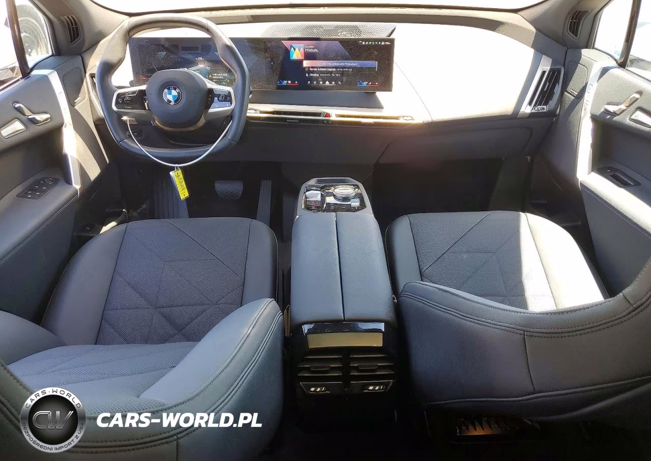 2026 BMW Ix xDrive45 VIN:WB543CF08TCV37618 - 8