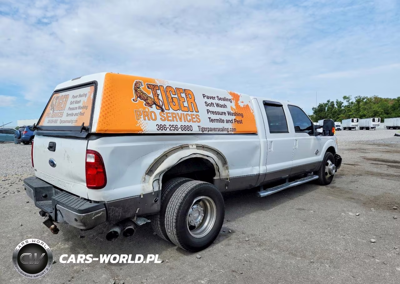 2011 Ford F350 Super Duty VIN:1FT8W3CT6BEA54420 - 4