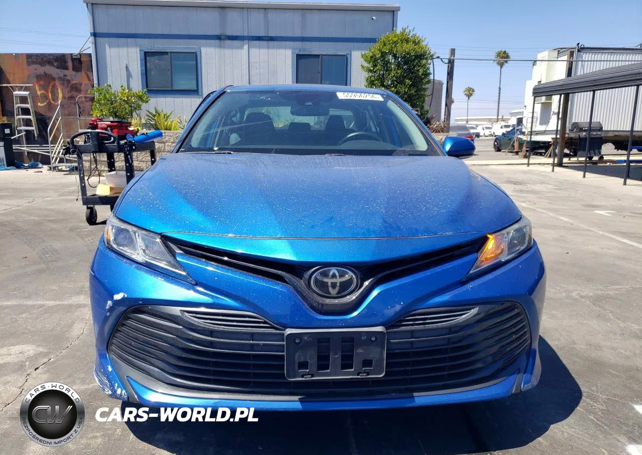 2020 Toyota Camry Le VIN:4T1L11AK8LU325021 - 5