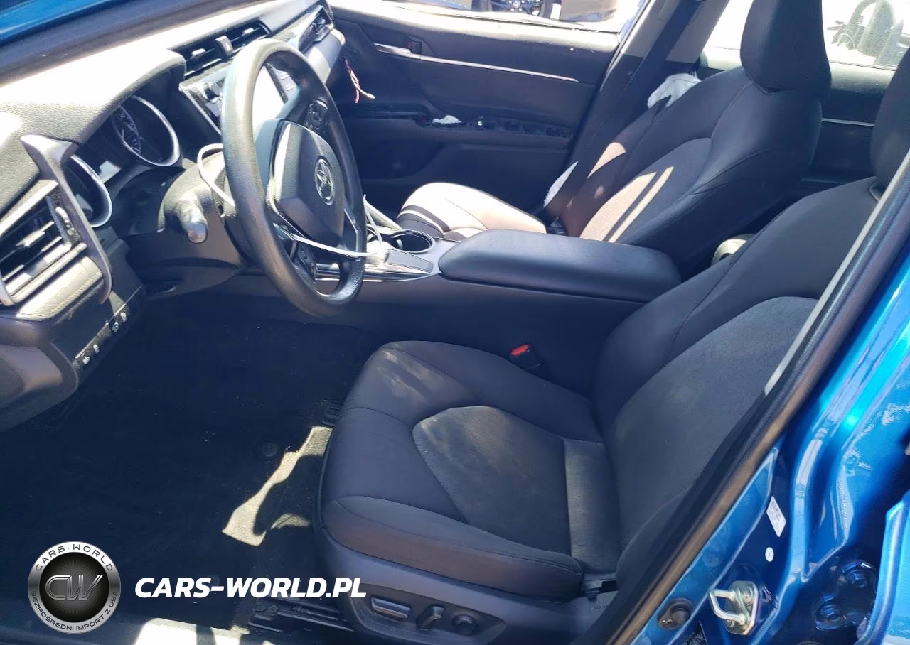 2020 Toyota Camry Le VIN:4T1L11AK8LU325021 - 7