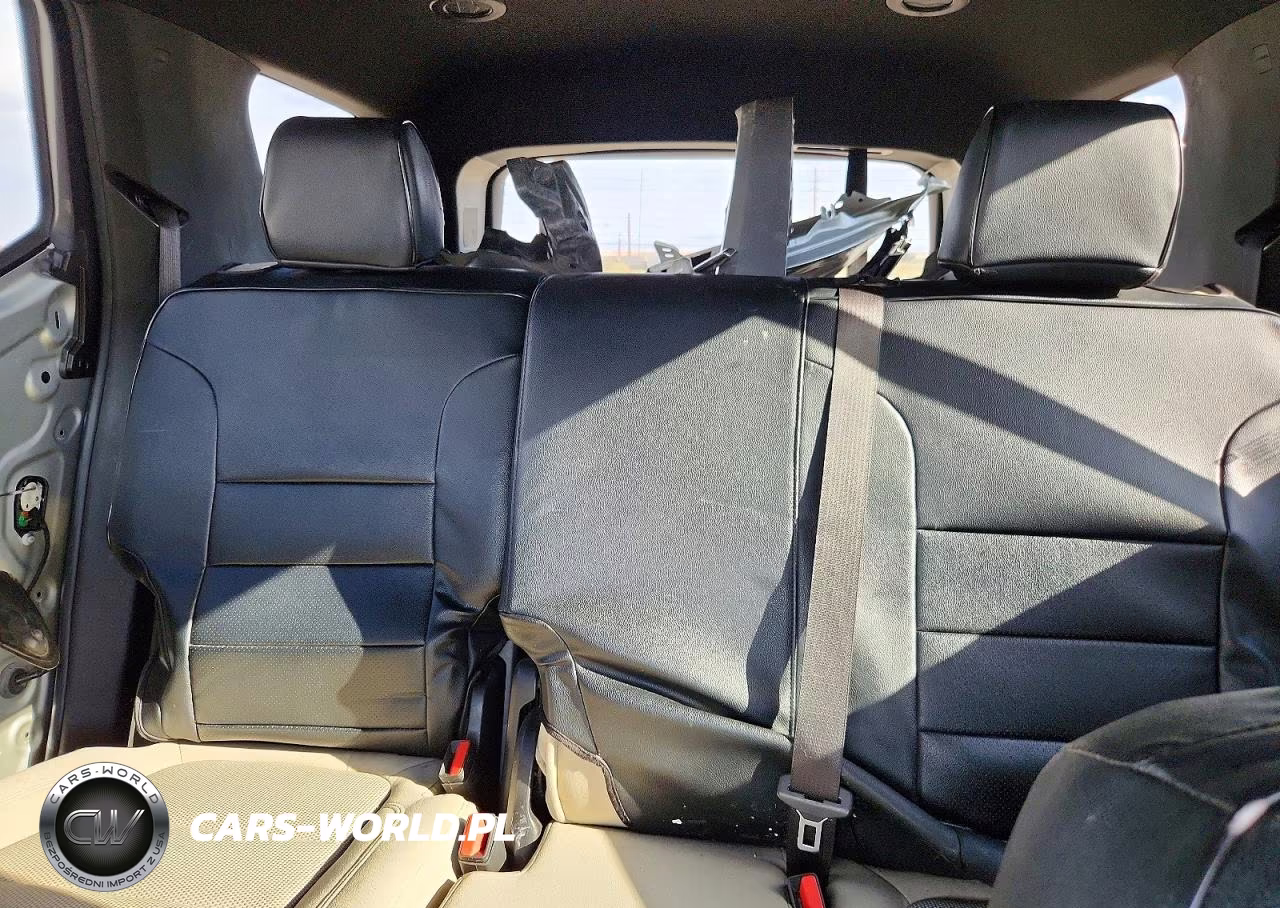 2022 Chevrolet Traverse Ls VIN:1GNERFKW9NJ158782 - 10