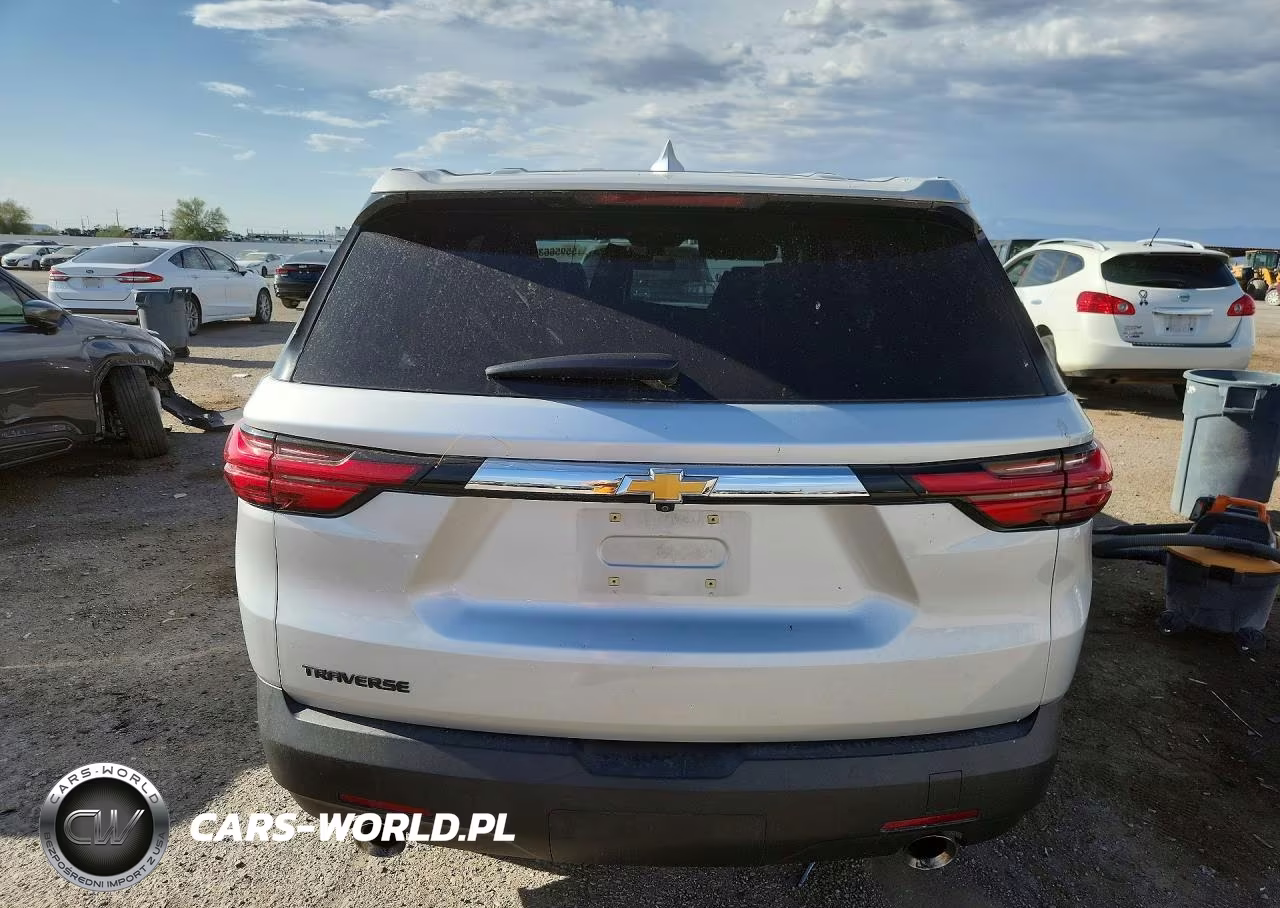 2022 Chevrolet Traverse Ls VIN:1GNERFKW9NJ158782 - 6