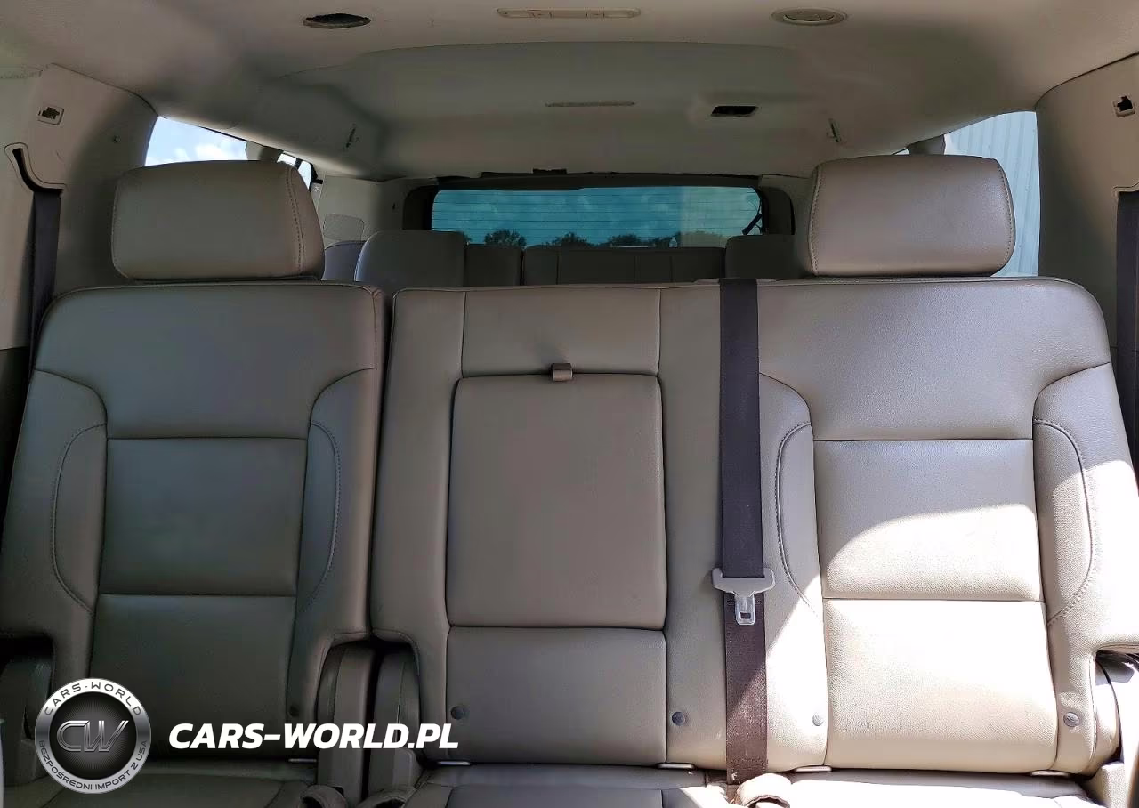 2018 Chevrolet Suburban C1500 Lt VIN:1GNSCHKC5JR371326 - 10