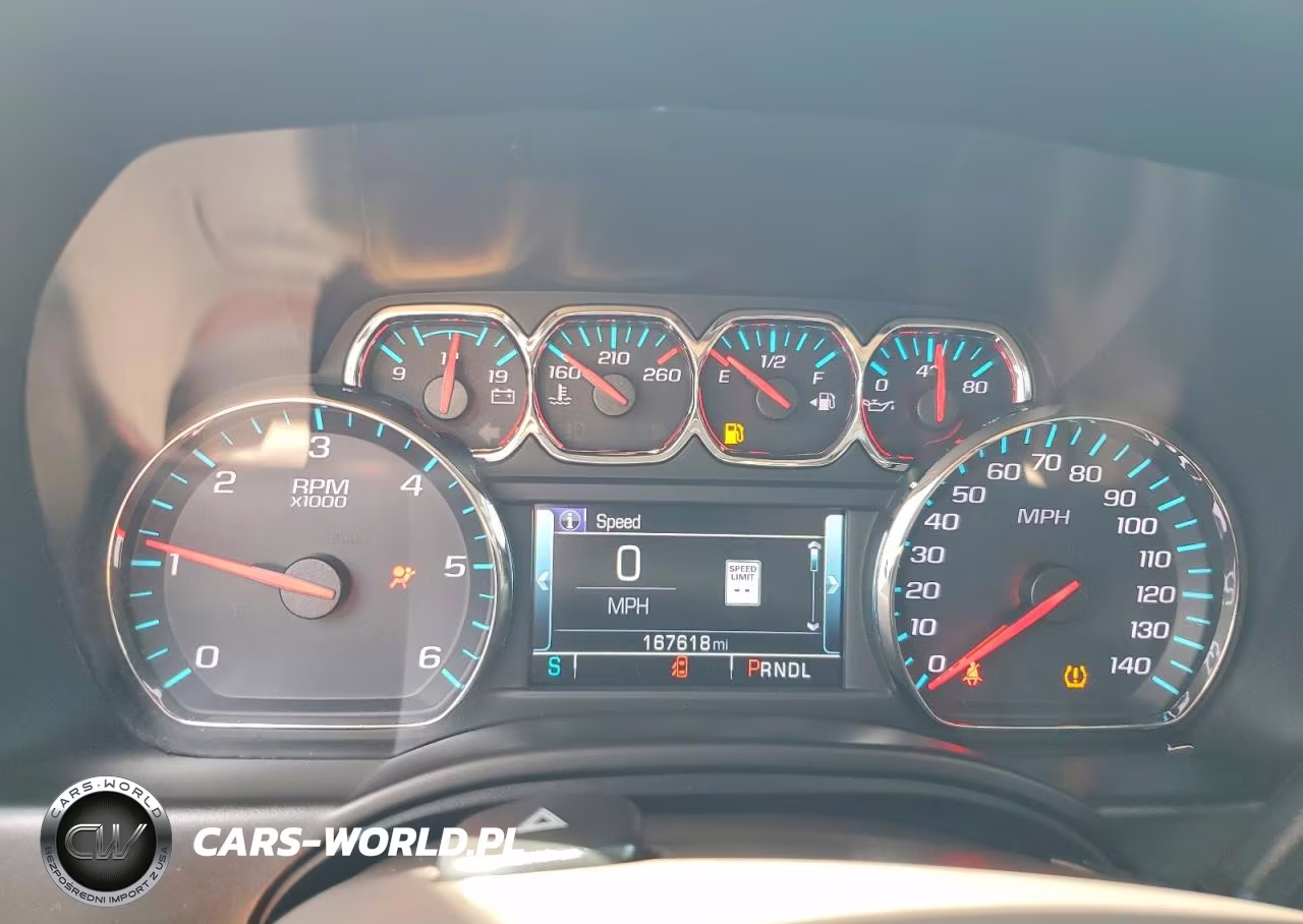 2018 Chevrolet Suburban C1500 Lt VIN:1GNSCHKC5JR371326 - 9
