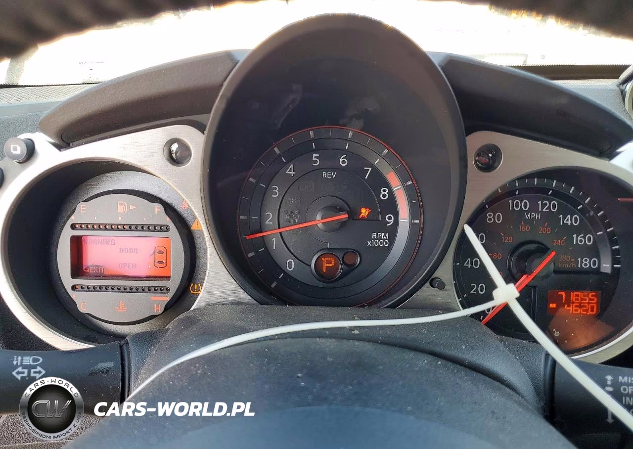 2015 Nissan 370Z Touring VIN:JN1AZ4EHXFM442921 - 9