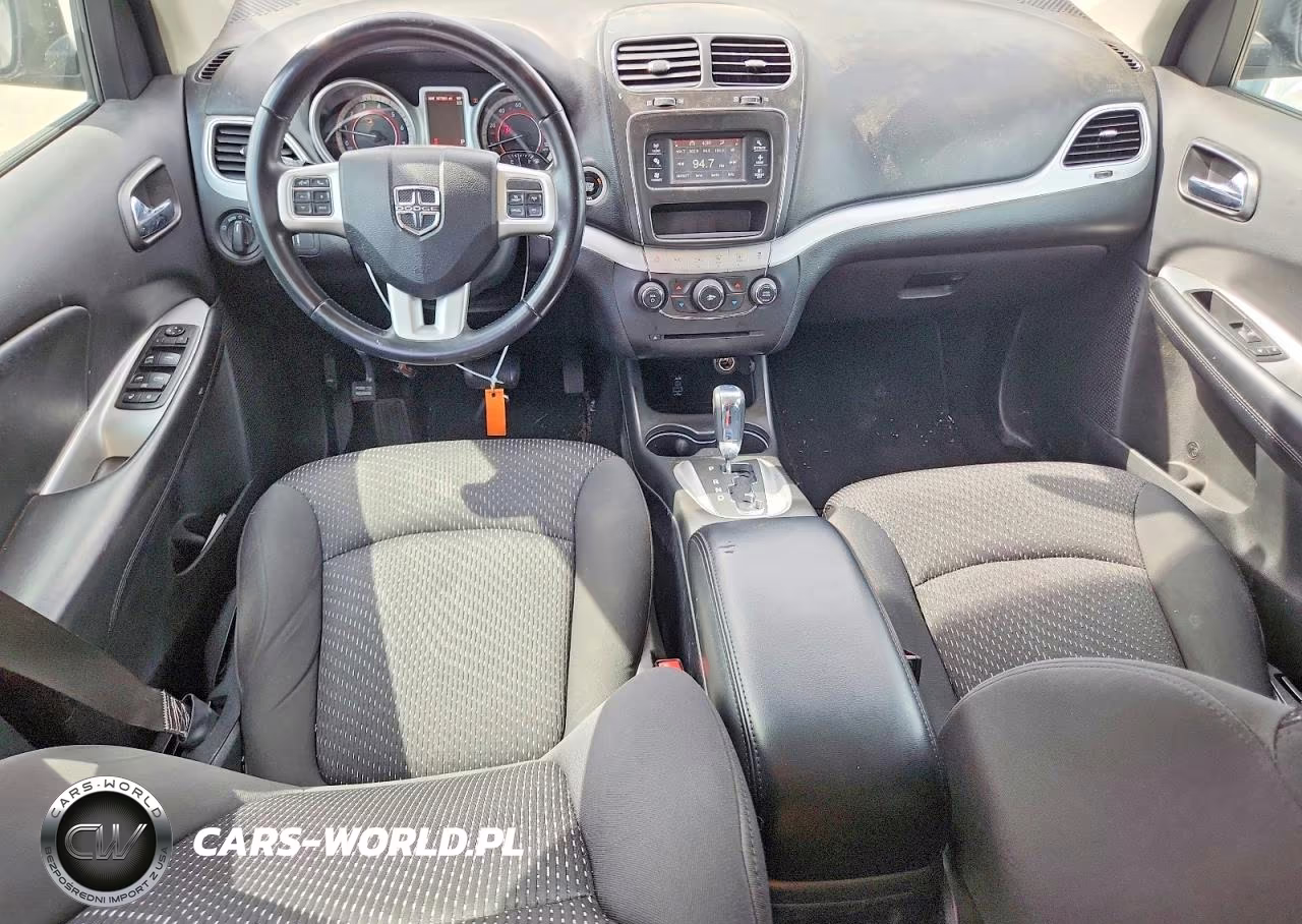 2018 Dodge Journey Se VIN:3C4PDCAB8JT363932 - 8