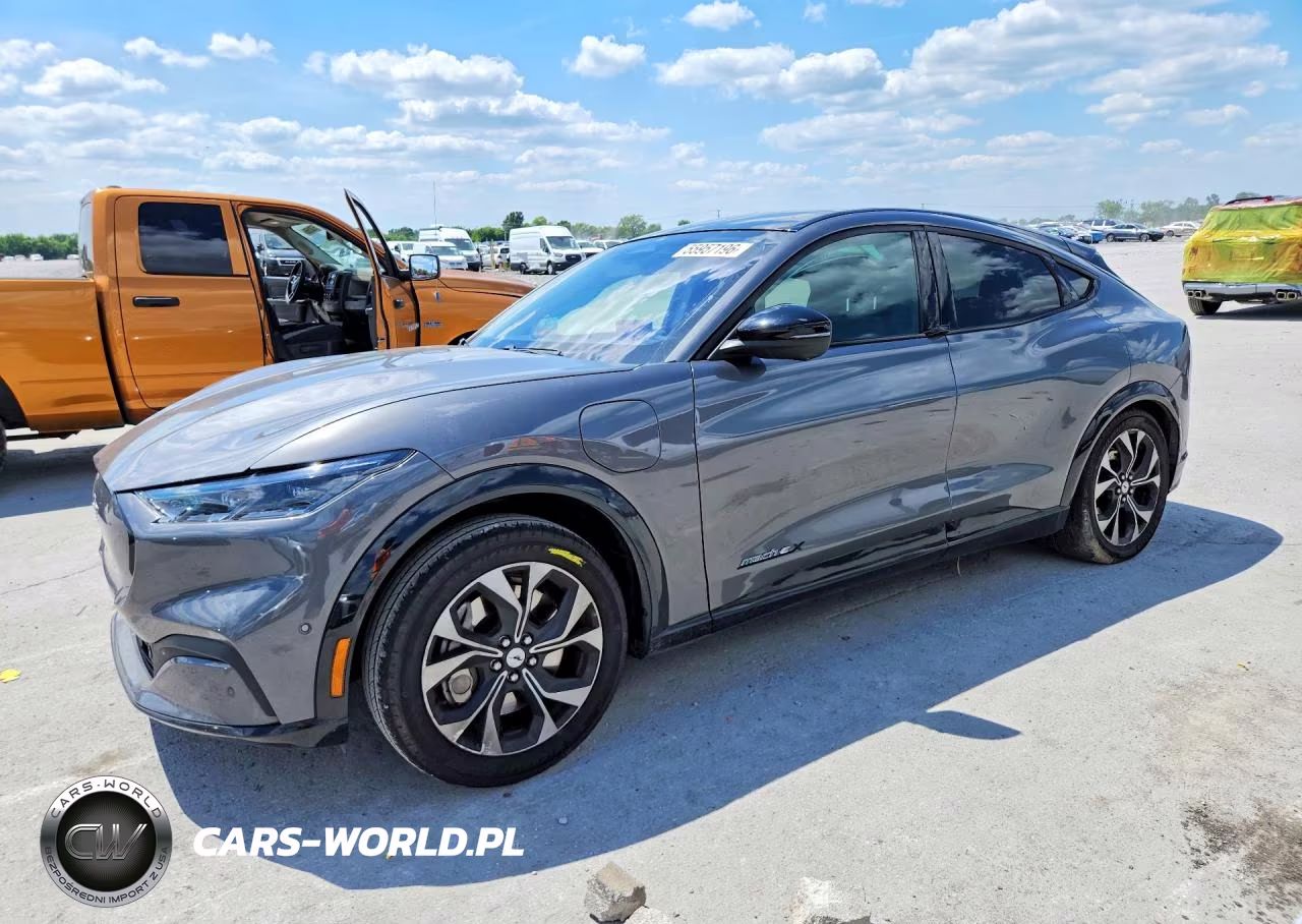 2023 Ford Mustang Mach-E Premium – zdjęcie 1 z 13