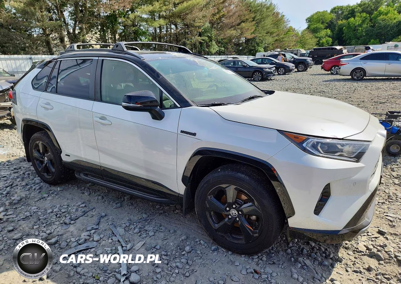 2020 Toyota Rav4 Xse VIN:JTMEWRFV2LJ035715 - 4