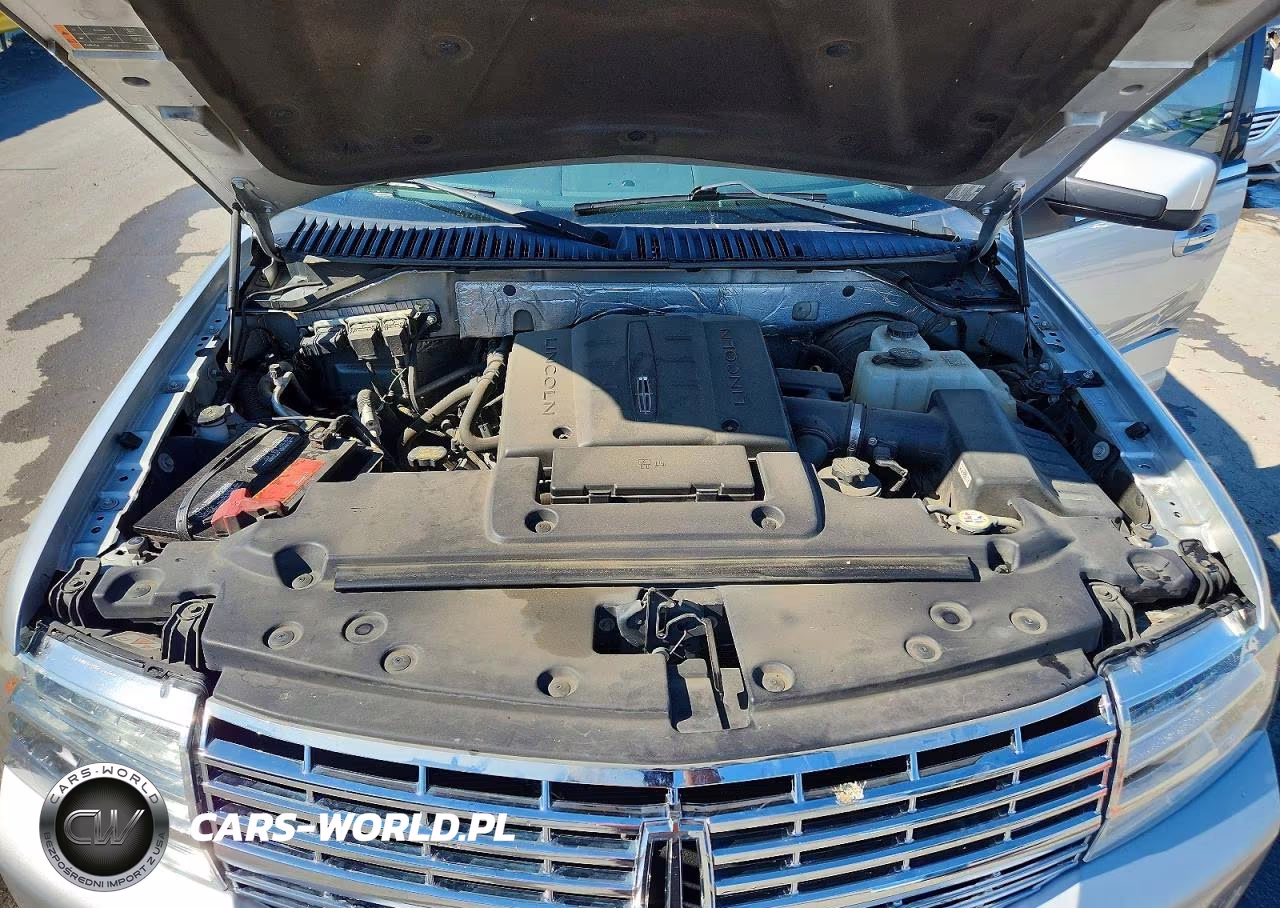 2013 Lincoln Navigator VIN:5LMJJ2H57DEL08443 - 12