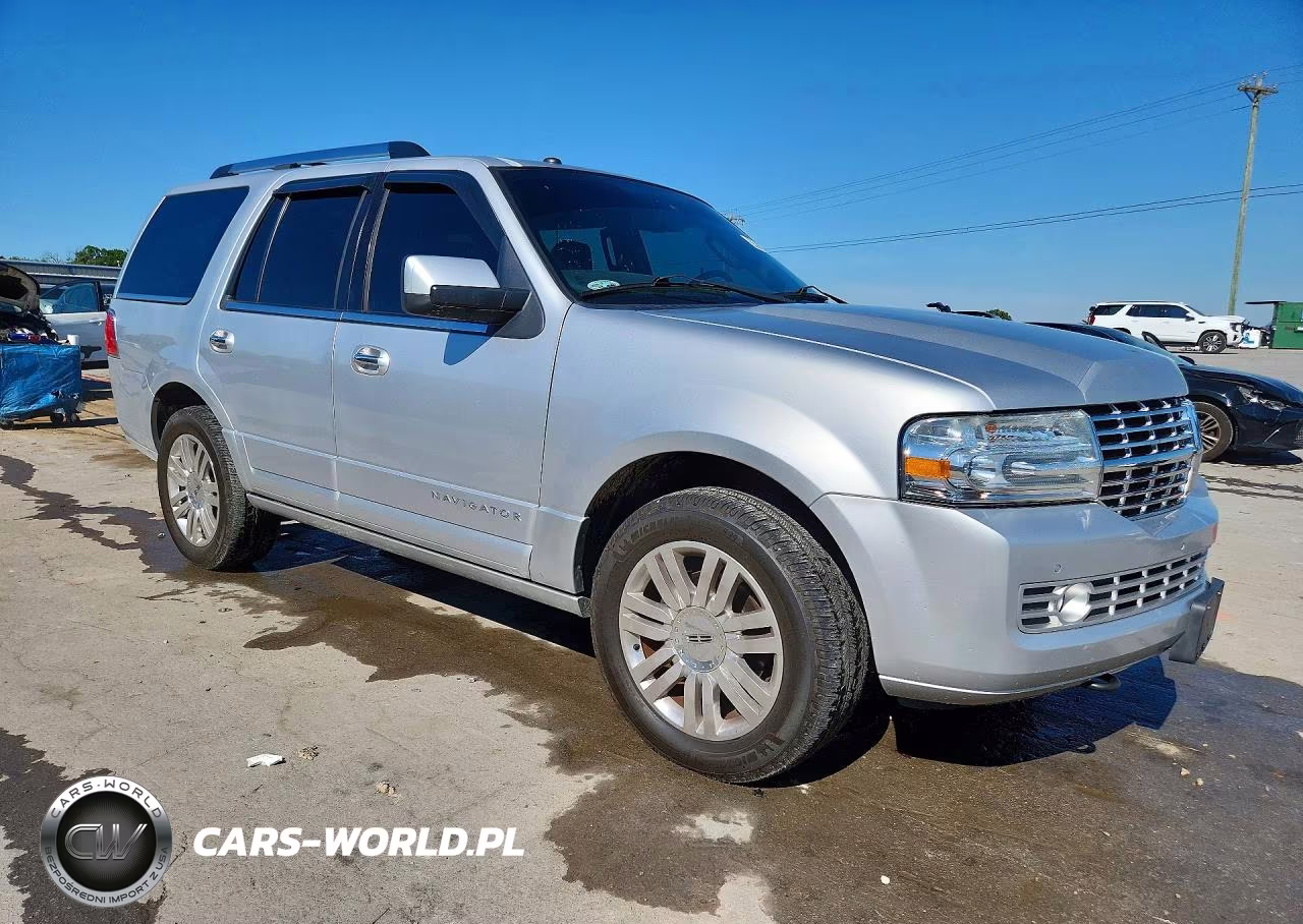 2013 Lincoln Navigator VIN:5LMJJ2H57DEL08443 - 4
