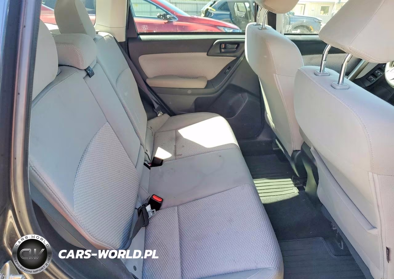 2018 Subaru Forester 2.5I Premium VIN:JF2SJAGC8JH420699 - 11