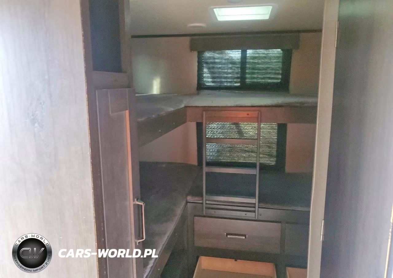 2022 Grand Design Transcend Camper VIN:573TT3726N8822381 - 6