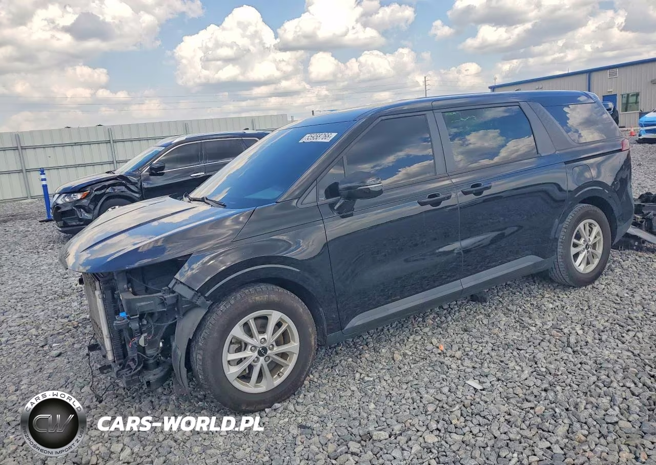 2022 Kia Carnival Lx