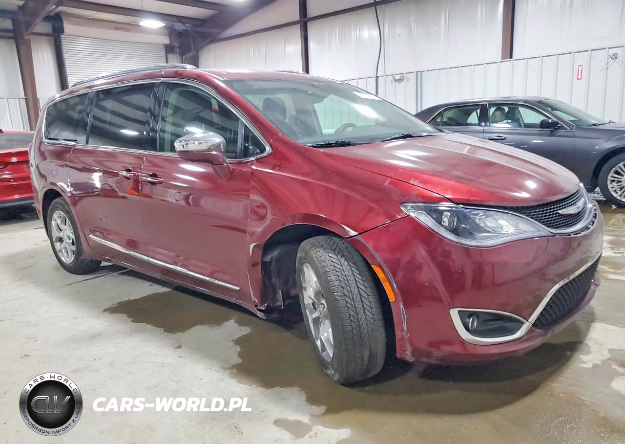 2018 Chrysler Pacifica Limited VIN:2C4RC1GG7JR233064 - 4