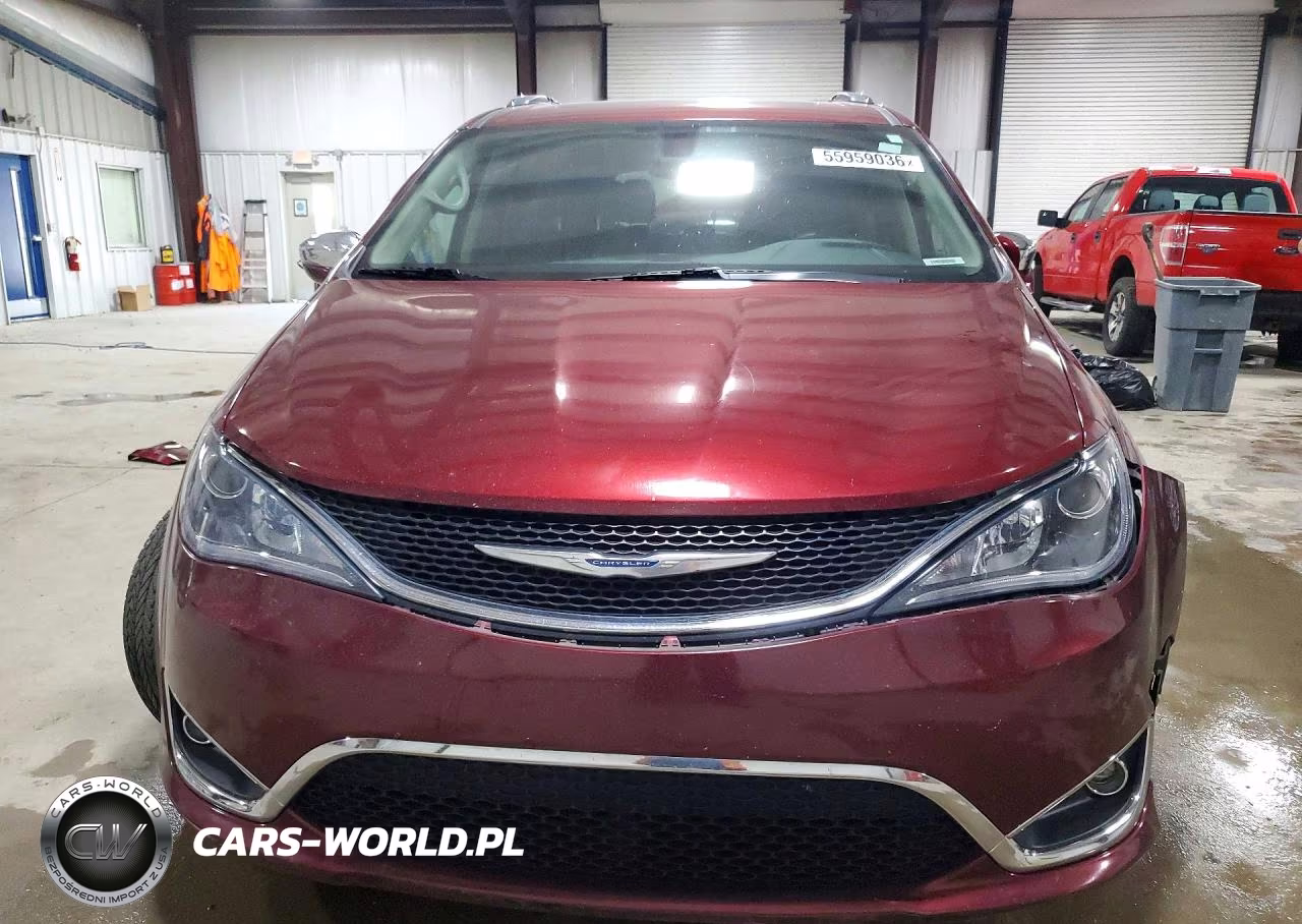 2018 Chrysler Pacifica Limited VIN:2C4RC1GG7JR233064 - 5