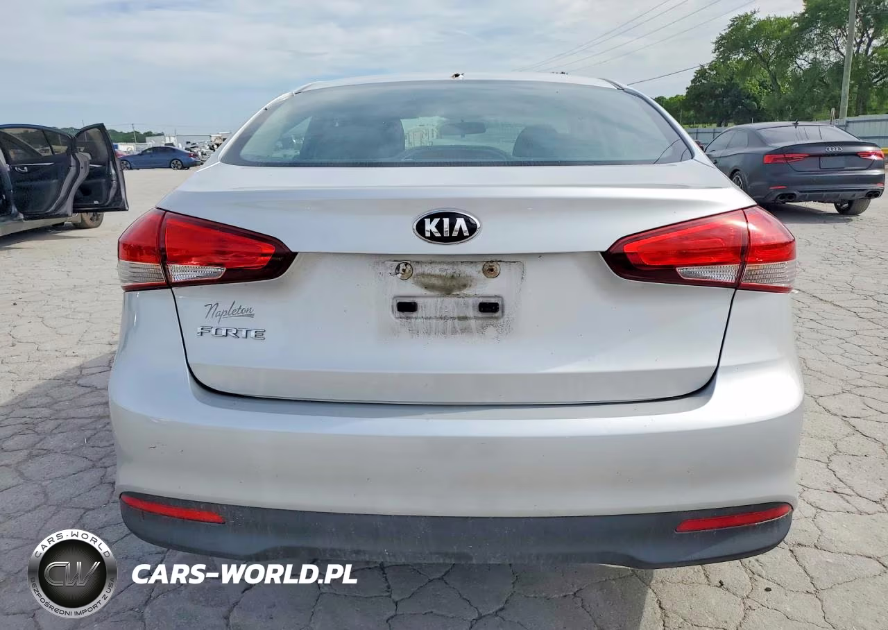 2017 Kia Forte Lx VIN:3KPFK4A74HE159551 - 6