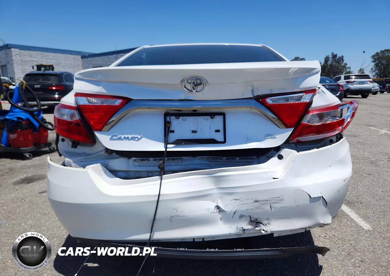 2015 Toyota Camry Se VIN:4T1BF1FK7FU930349 - 6