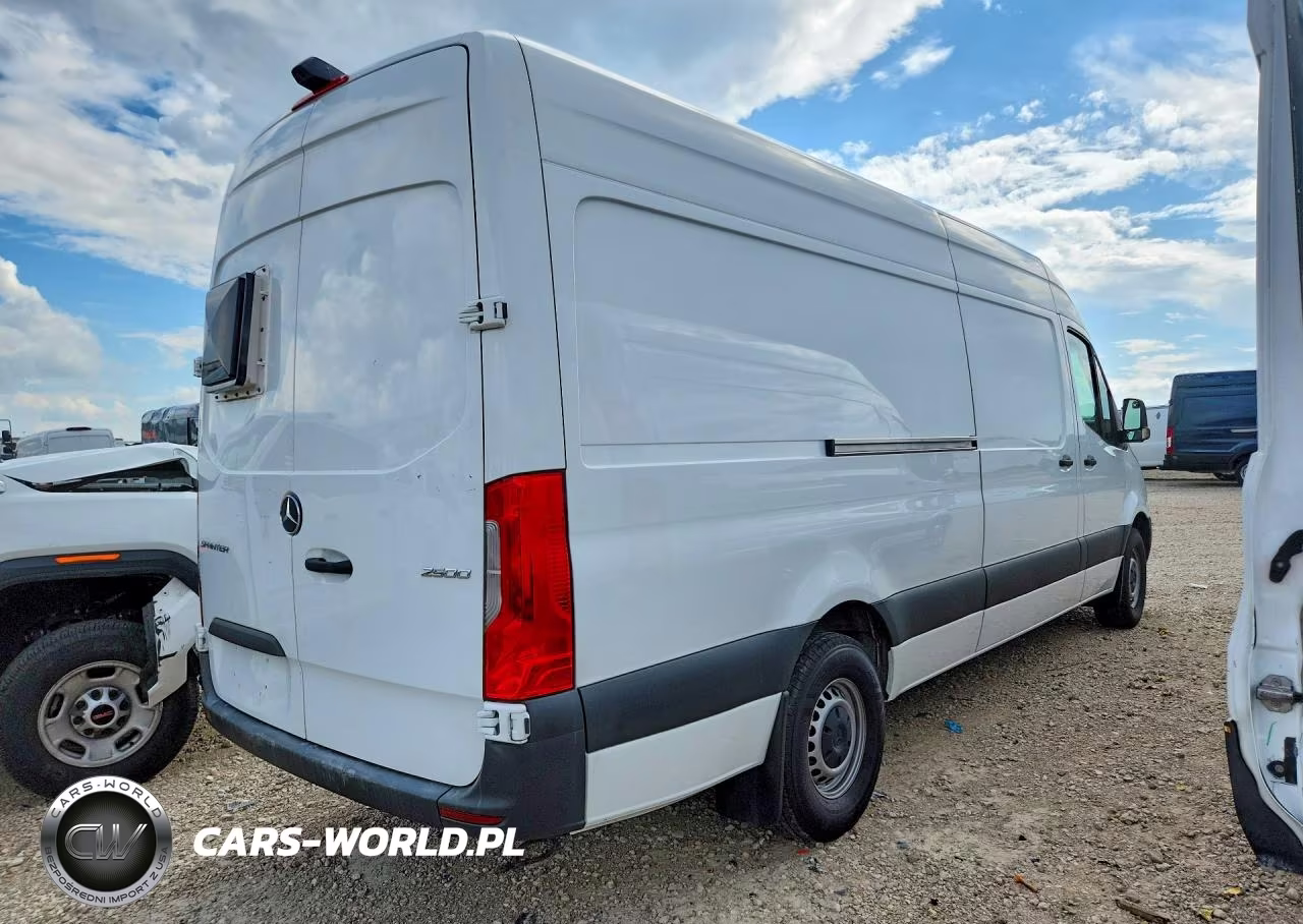 2023 Mercedes Benz Sprinter 2500 Delivery Van VIN:W1Y40CHYXPT143121 - 3