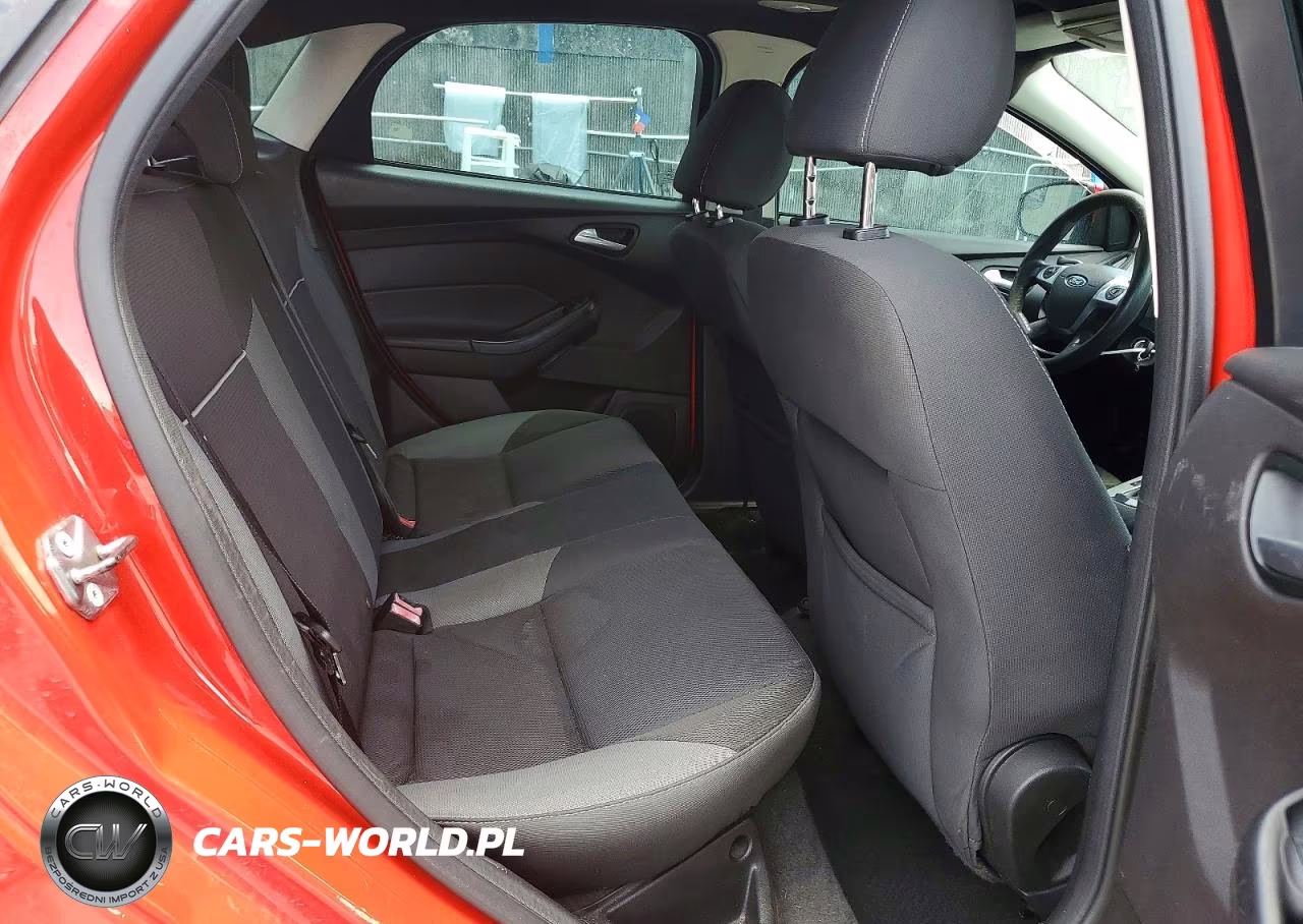 2014 Ford Focus Se VIN:1FADP3F22EL219898 - 10