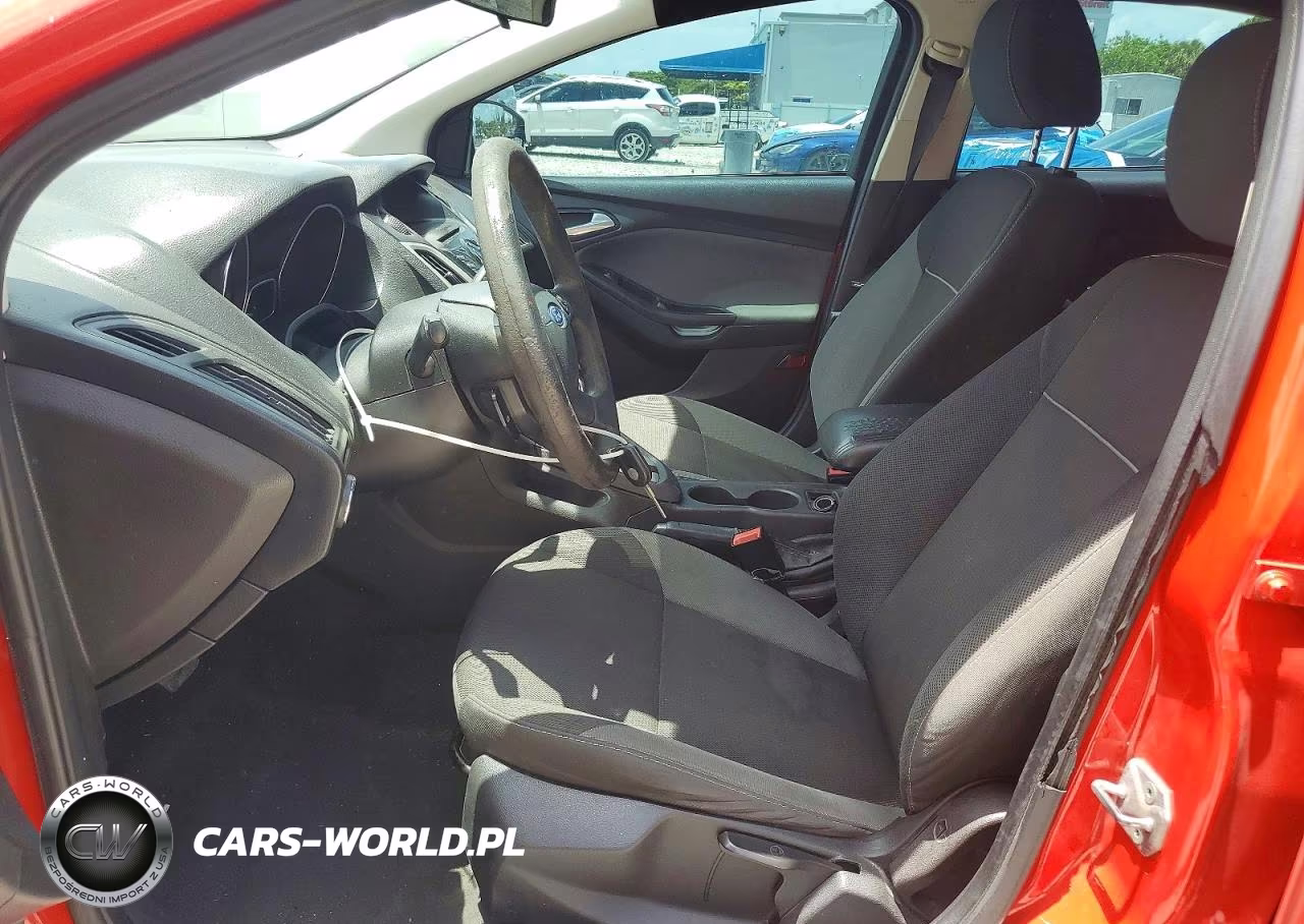 2014 Ford Focus Se VIN:1FADP3F22EL219898 - 7
