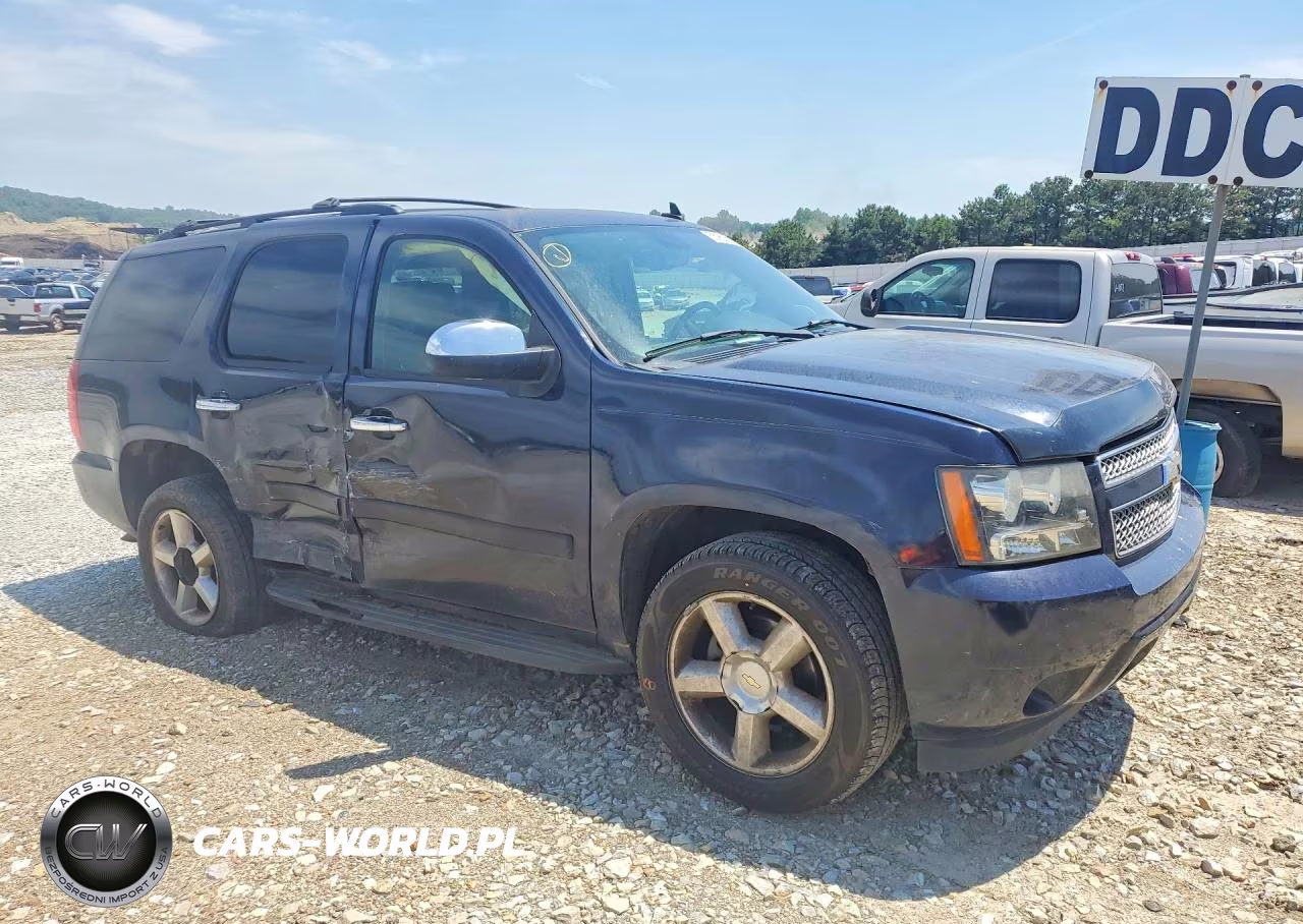 2007 Chevrolet Tahoe K1500 VIN:1GNFK13017J399633 - 4