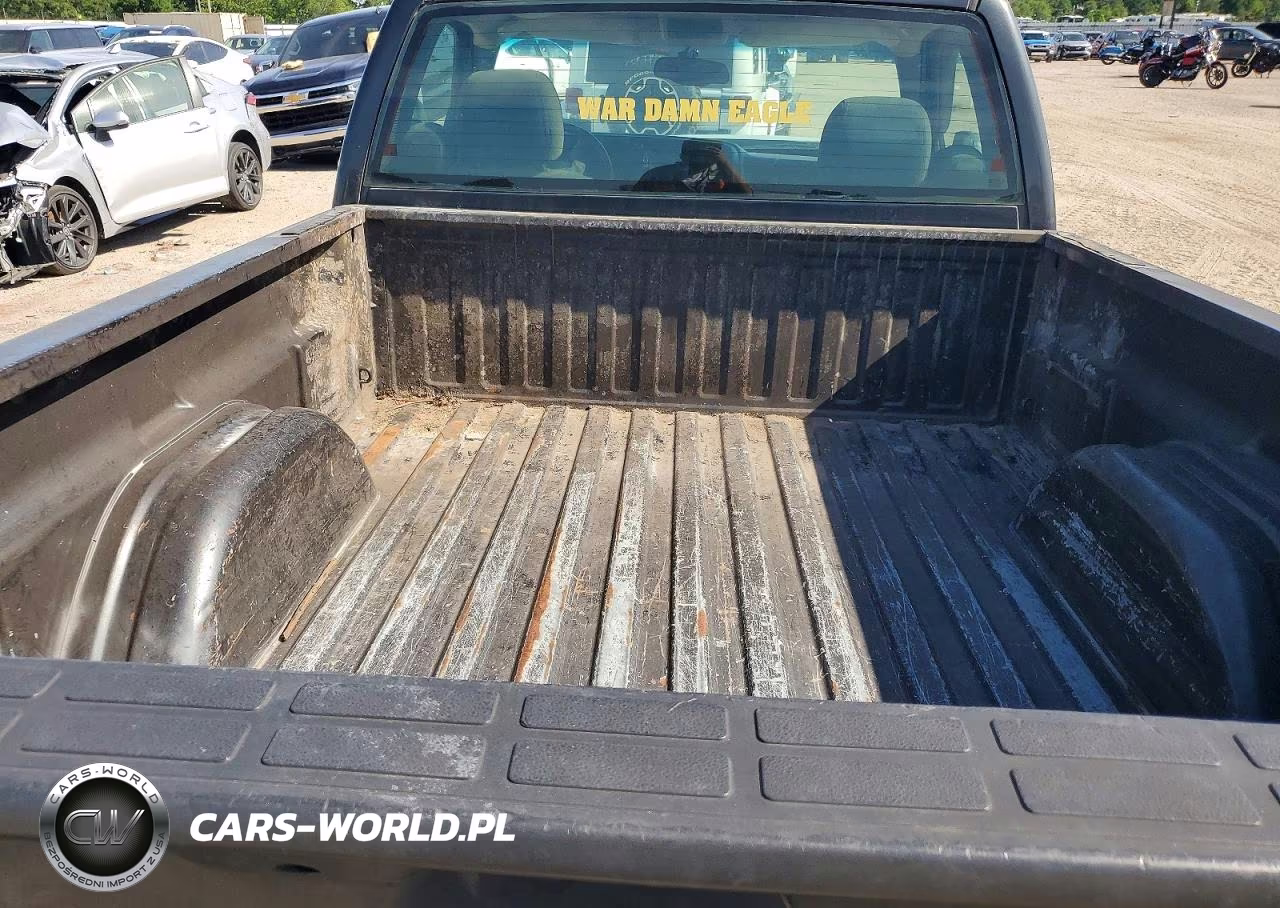 2004 Chevrolet Silverado C1500 VIN:1GCEC14T14Z167797 - 10