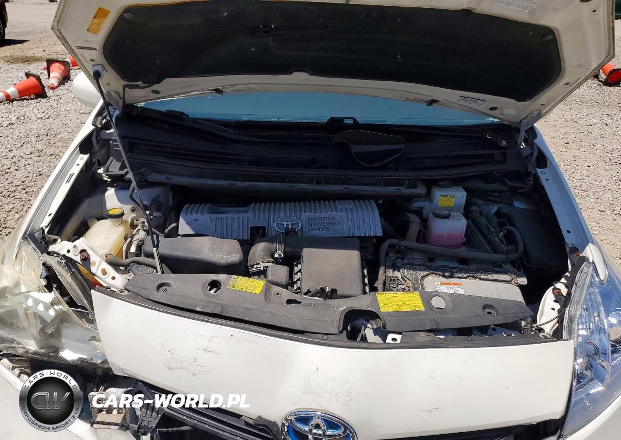 2012 Toyota Prius Three VIN:JTDKN3DU4C0335453 - 11