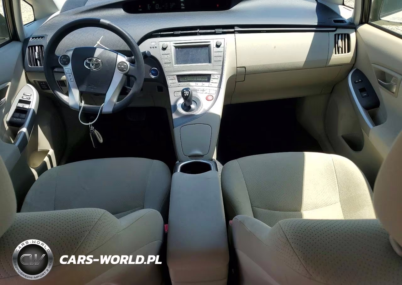 2012 Toyota Prius Three VIN:JTDKN3DU4C0335453 - 8