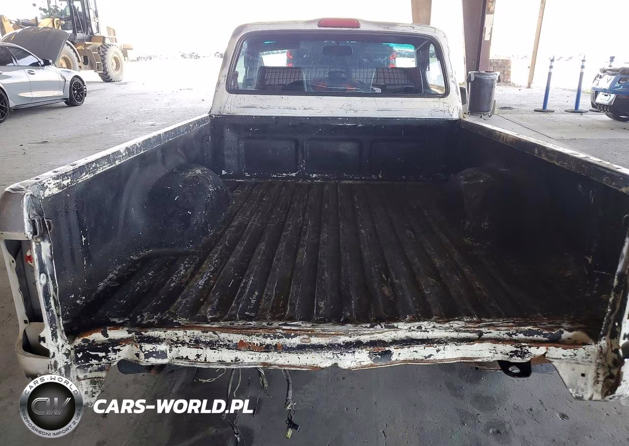 1997 Toyota Tacoma Base VIN:4TANL42N6VZ301318 - 10