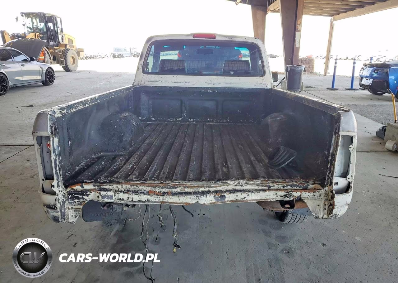 1997 Toyota Tacoma Base VIN:4TANL42N6VZ301318 - 6