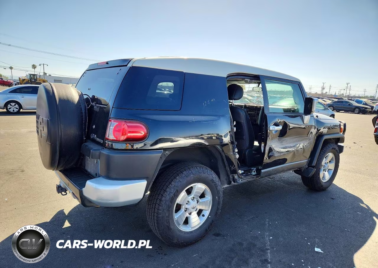 2008 Toyota Fj Cruiser Base VIN:JTEZU11F08K001813 - 3