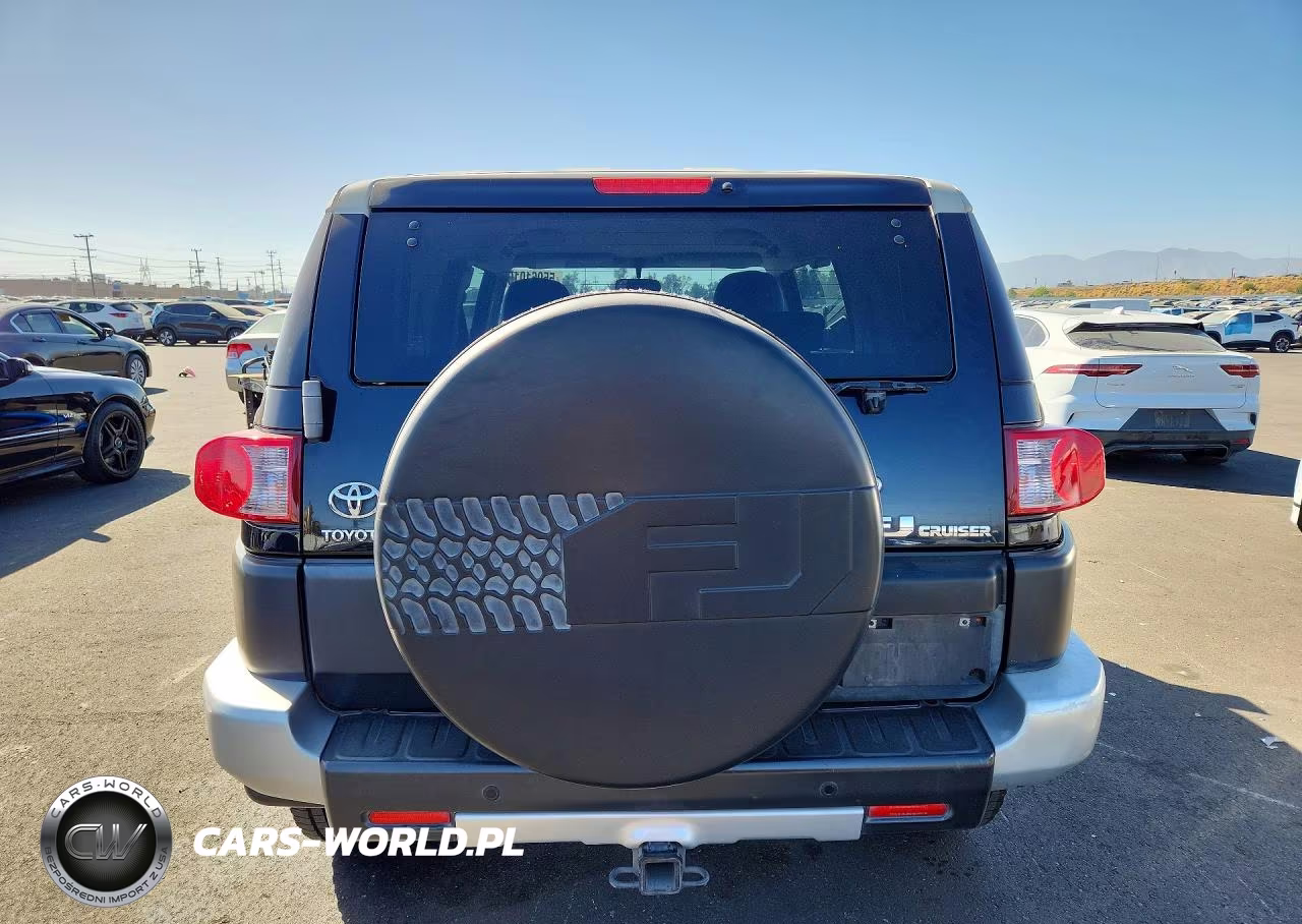 2008 Toyota Fj Cruiser Base VIN:JTEZU11F08K001813 - 6